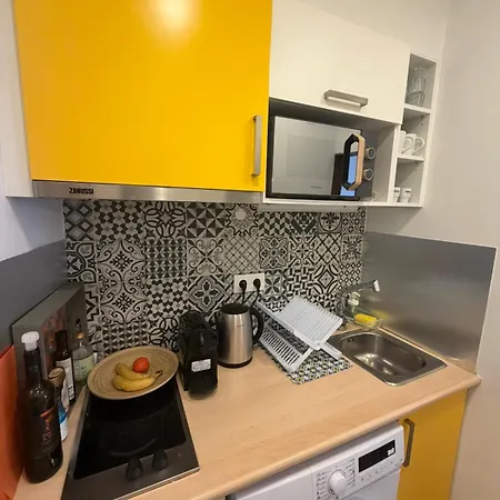 Alfama Downtown Corner